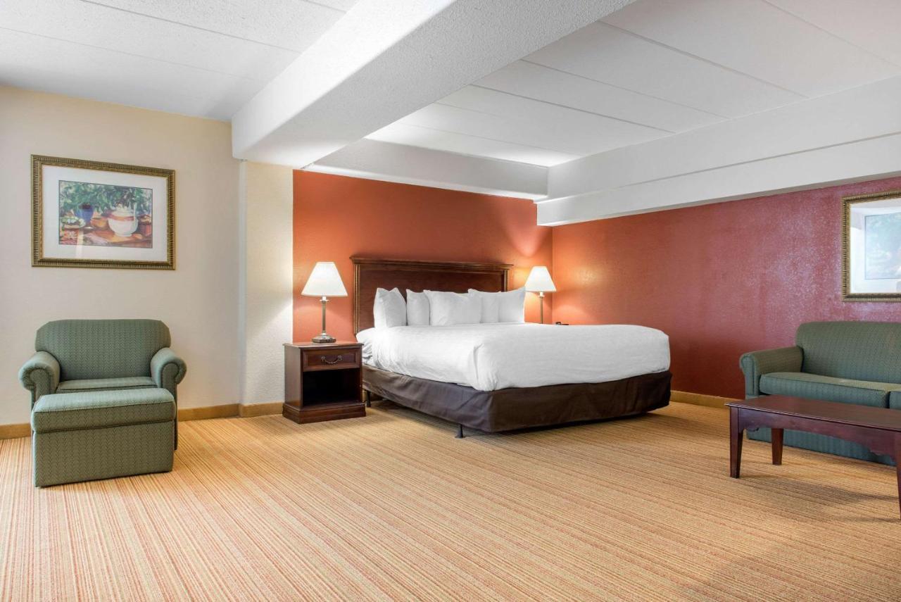 Clarion Hotel Indianapolis Dış mekan fotoğraf